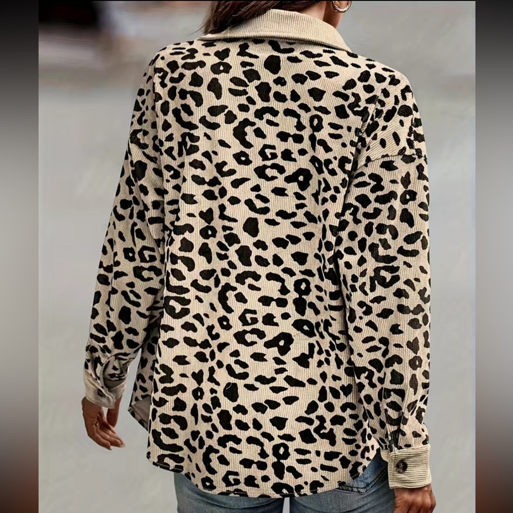Animal Print Ribbed Button Down Shaket - Picture 2 of 4